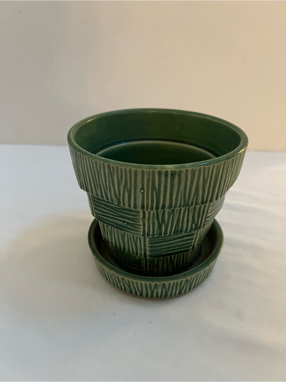 McCoy Hunter Green Art Pottery Flower Pot Planter Mid Century Modern Ribs 5" USA